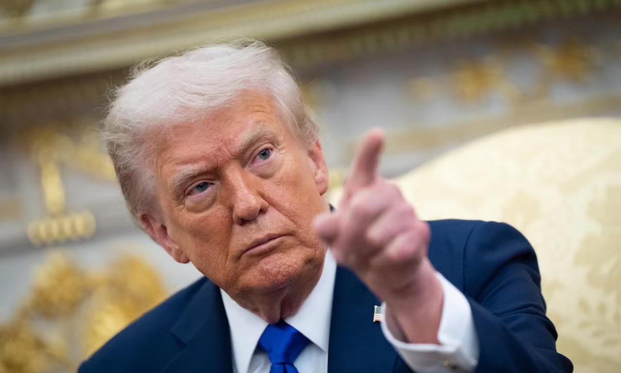 特朗普还剩三年，美式霸权会卷哪些国家？聊聊全球的焦躁心情

风头过盛，总让人有点