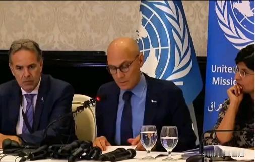 俄罗斯这波操作直接让全球哗然，20号下午俄国家杜马上演罕见一幕，450名议员零反