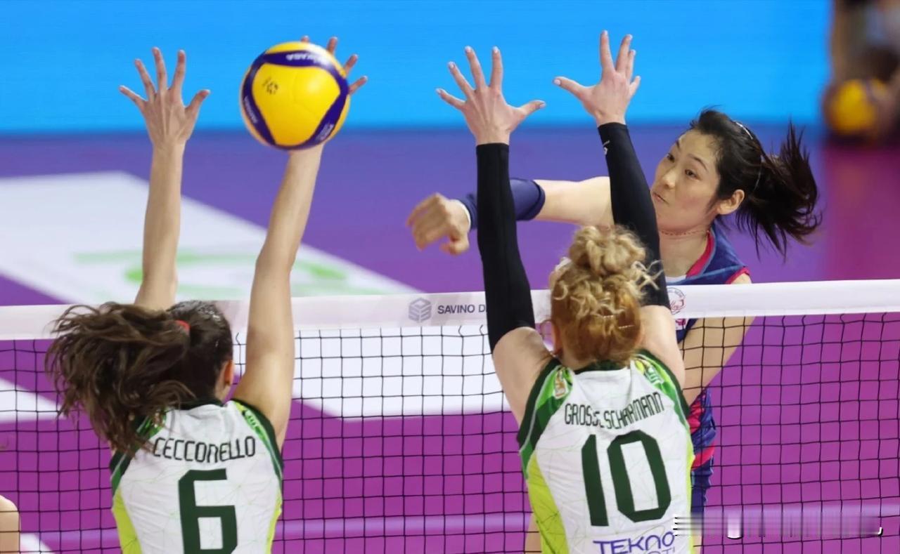 【朱婷25分MVP 斯坎迪奇胜瓦莱福利亚夺四强赛首胜】2023-2024意大利女
