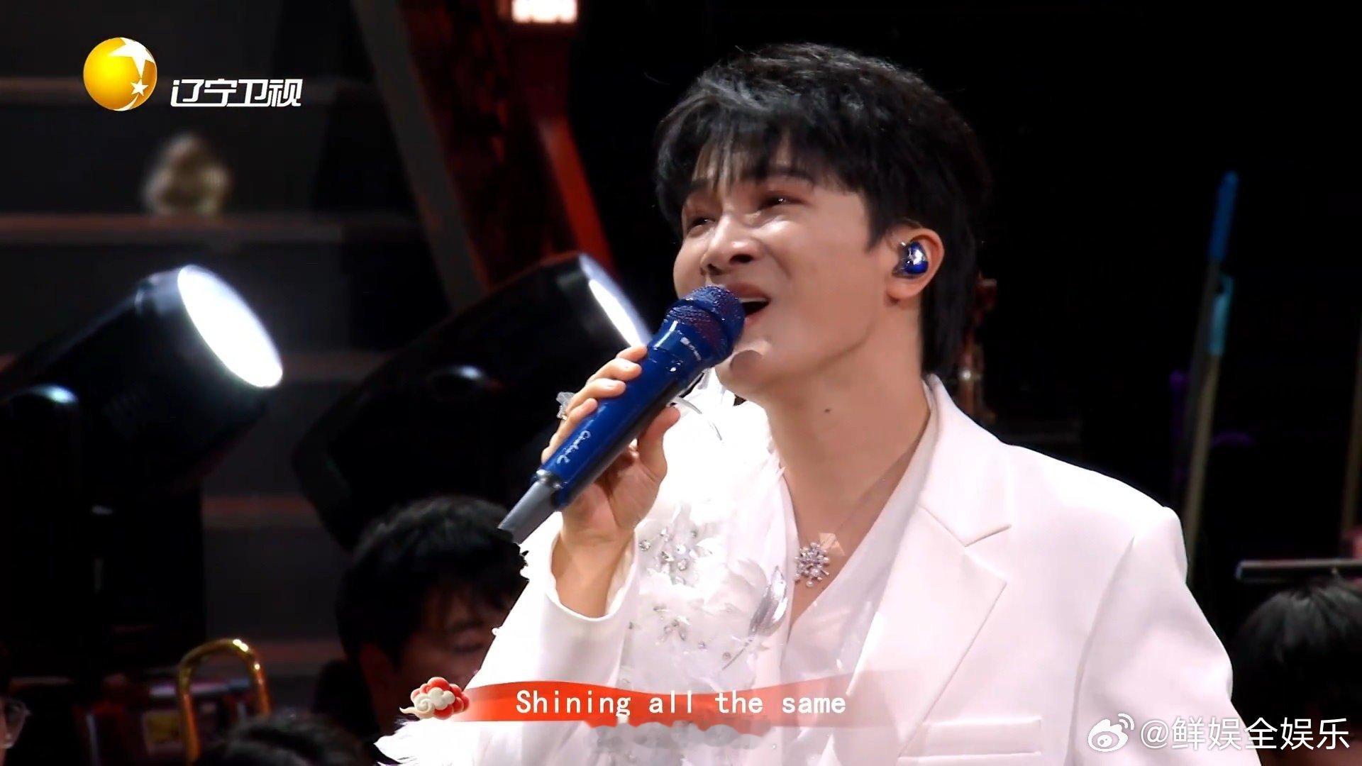 被这组搭配甜晕了！周深郎朗是对我耳朵最好的人 两人的默契度是不是满分？评论区聊聊