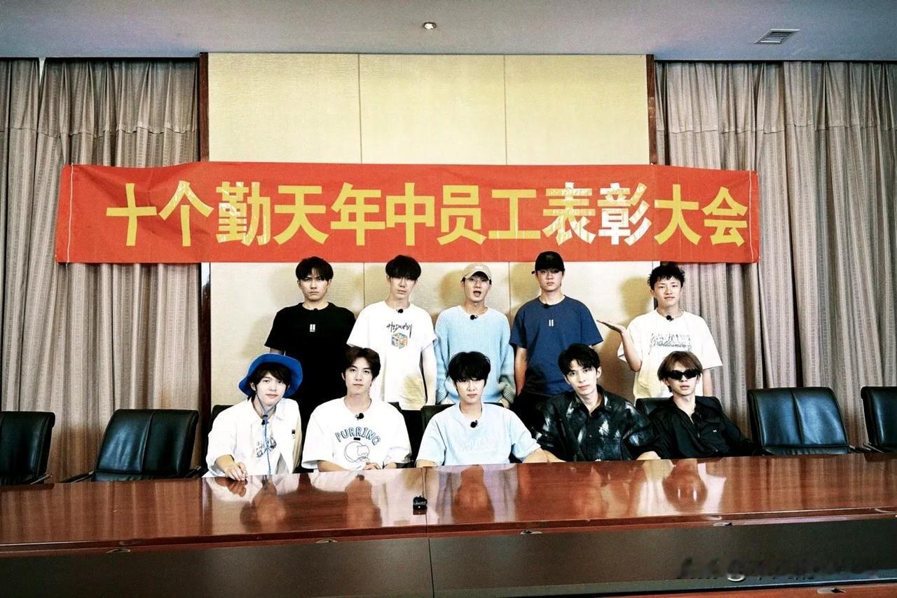 9月30日，蒋敦豪做客babi直播间，又喜提一个新商务。敦敦不仅要参加音乐节，还