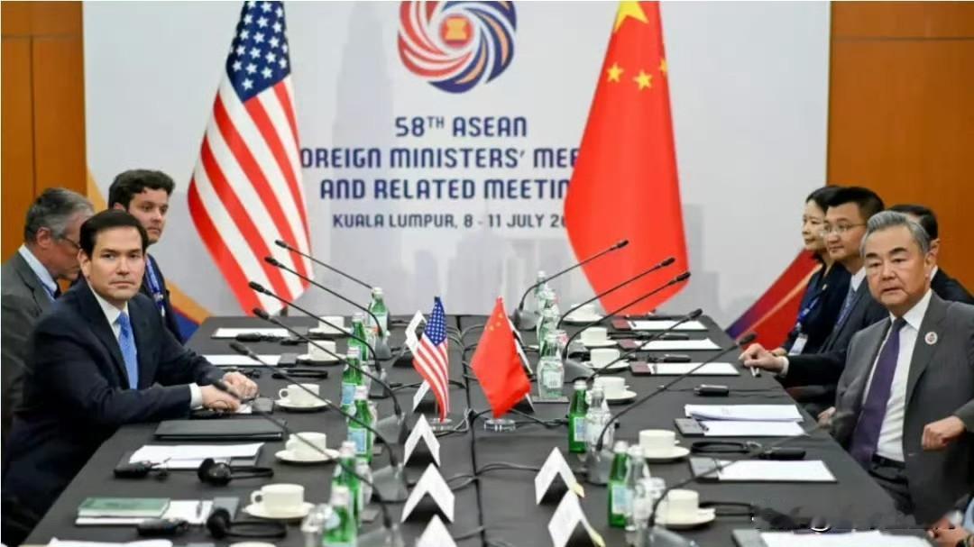 【鲁比奥自称“对华友好”的用意】

在本周的年度记者会上，美国国务卿鲁比奥在“回