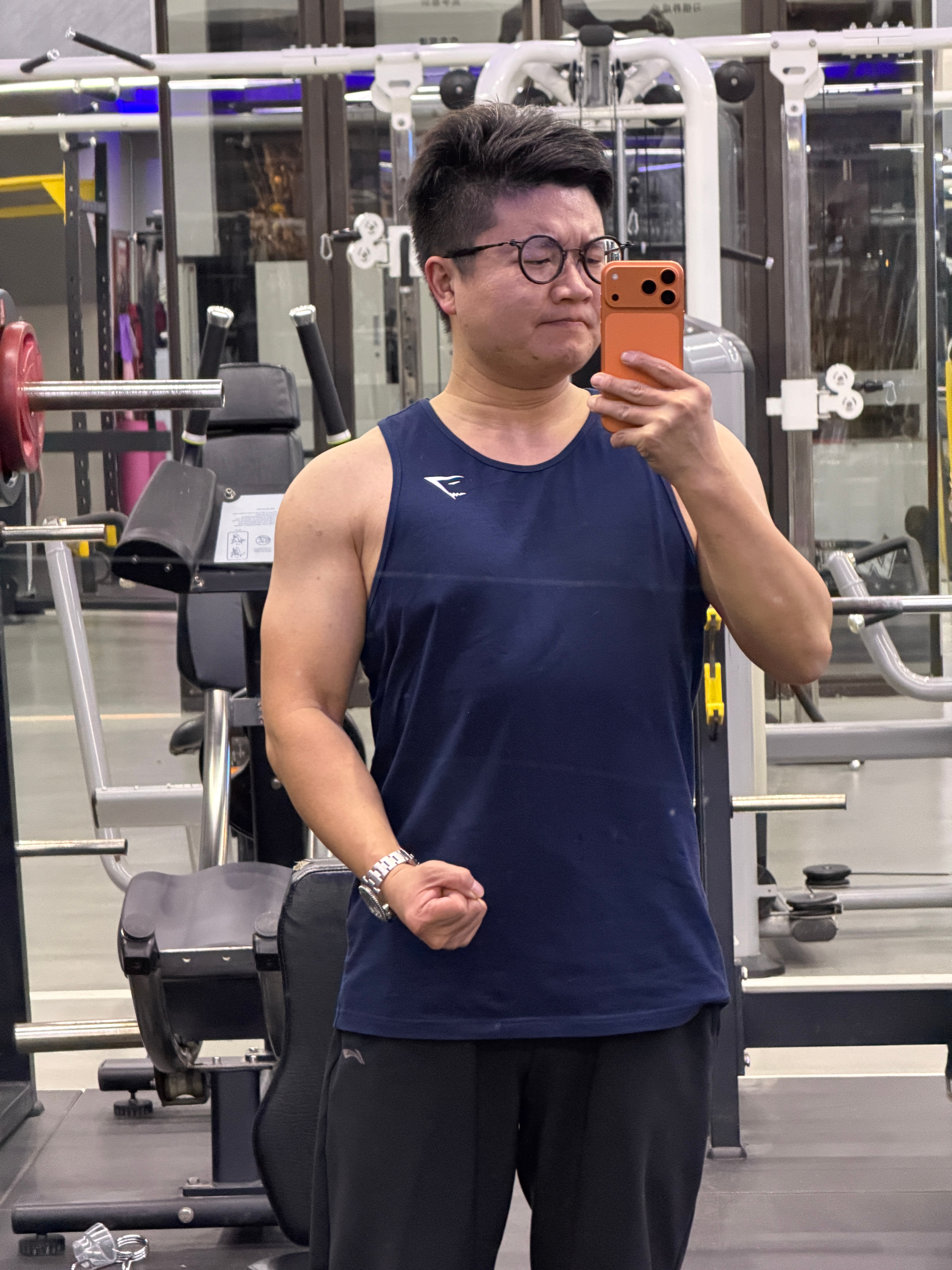 早早早很硬的兄弟们 硬起来硬起来