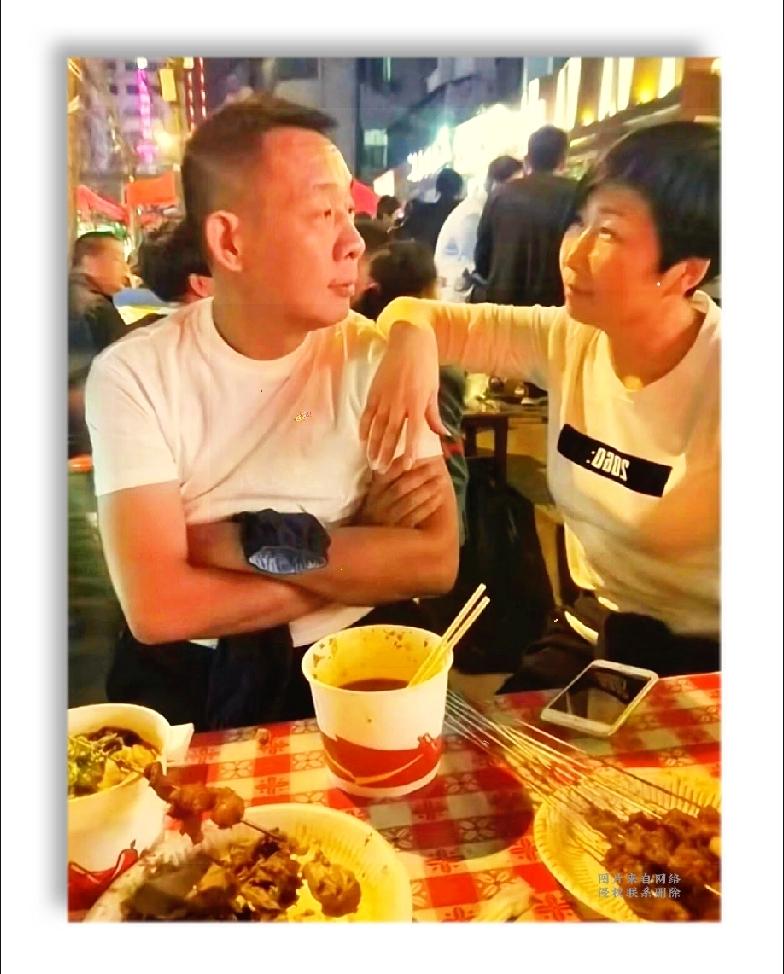 于东来创业成功，离不开妻子默默相守

夜市抓拍的这一幕，朴实又暖心，也让人读懂于