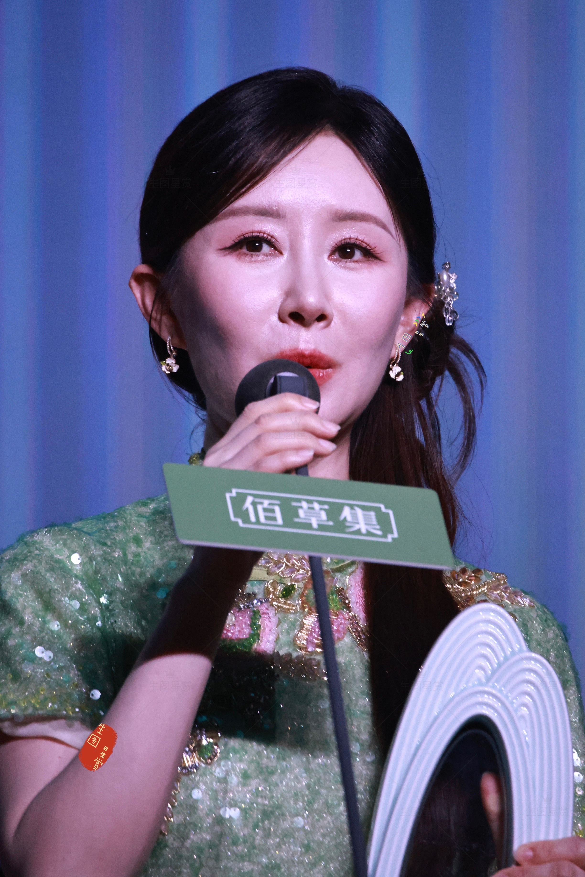 舒畅，好久不见！💚今天上海佰草集活动拍了拍 ​​​