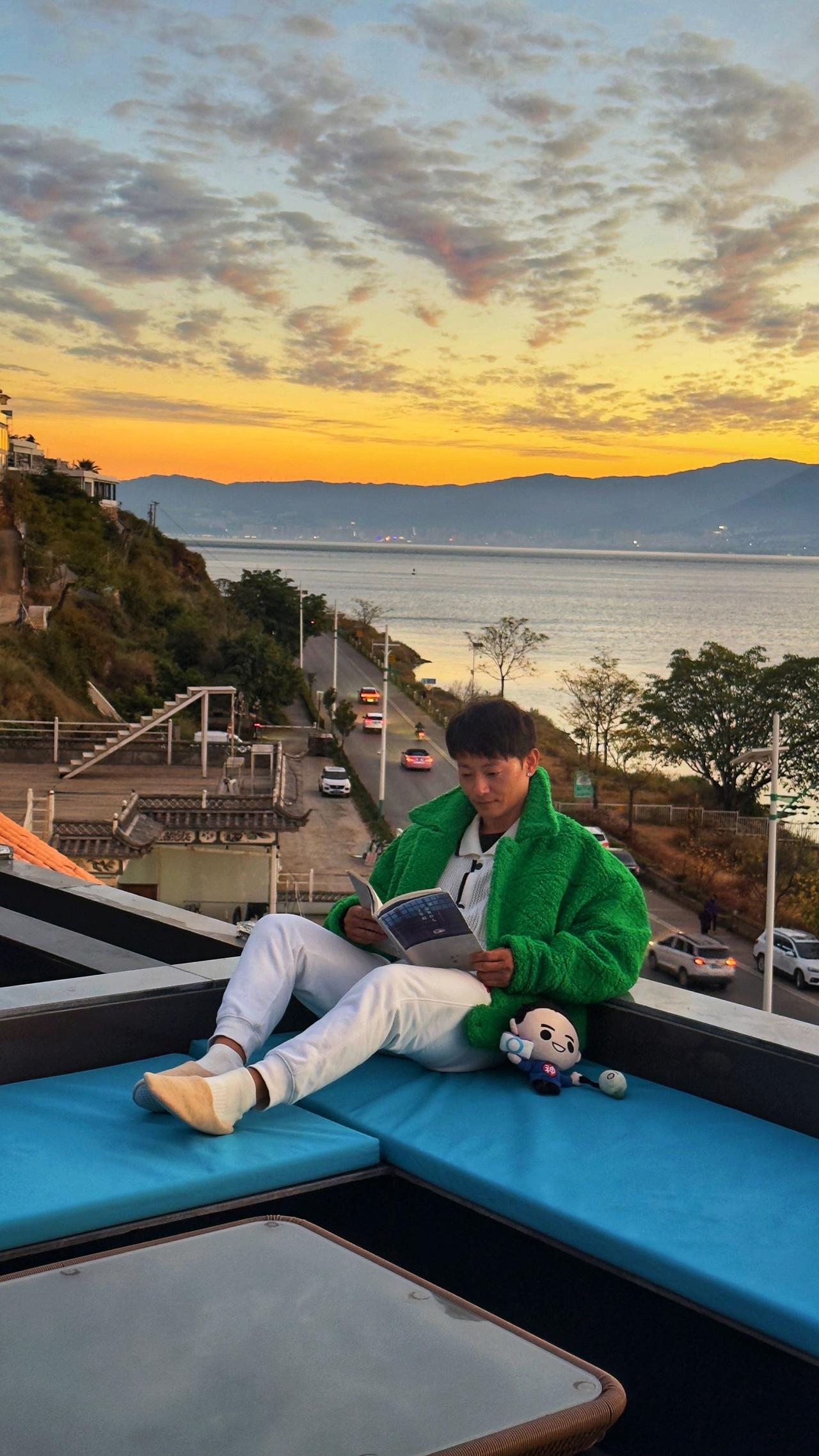 神威游云南｜大理文笔村的一场生日之约，遇见山海与温柔

来大理，是为了小杨哥的生