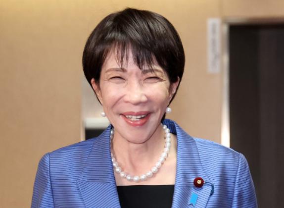 舆论突变！日本网络炸锅了，矛头直指本国政客高市早苗。一个日本网友的帖子引爆全网：