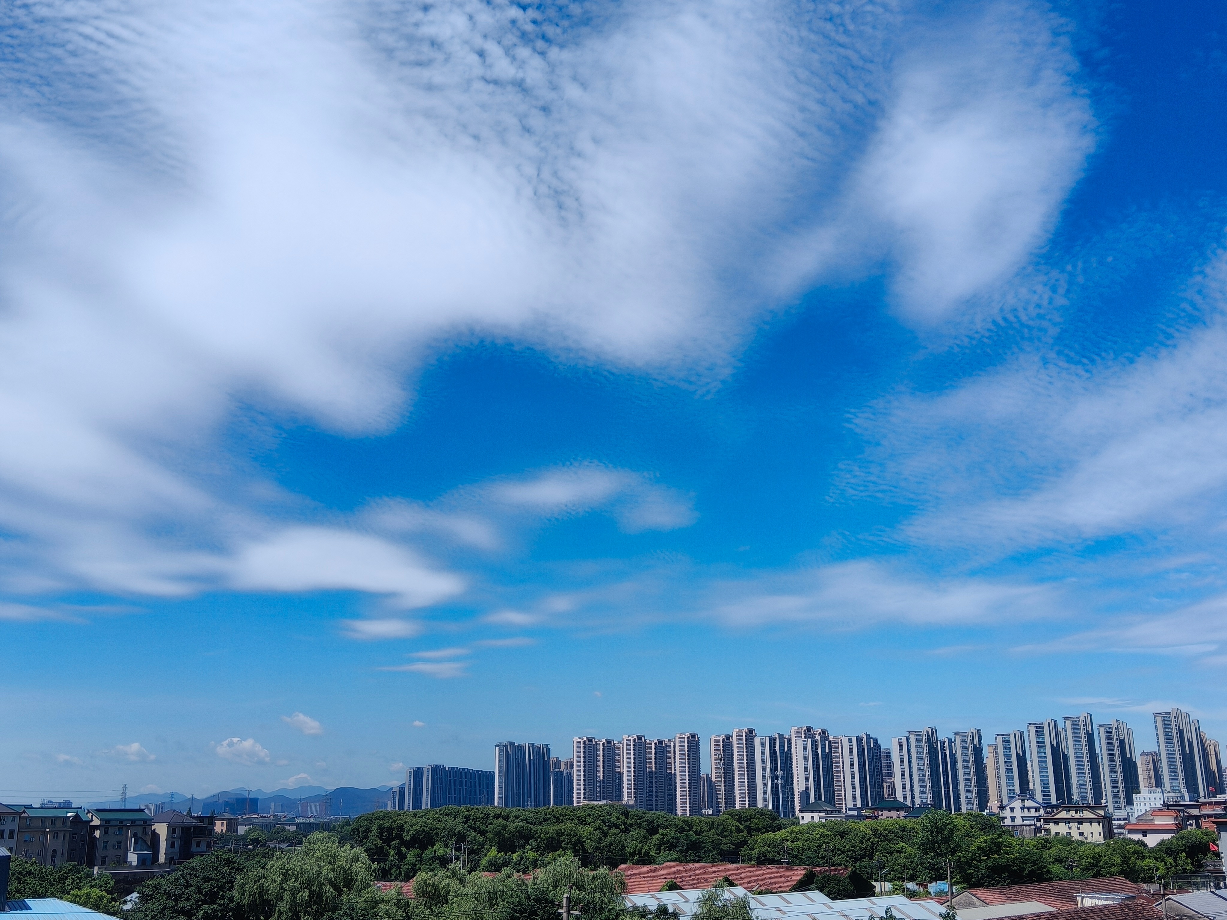 如果你也喜欢拍天空 