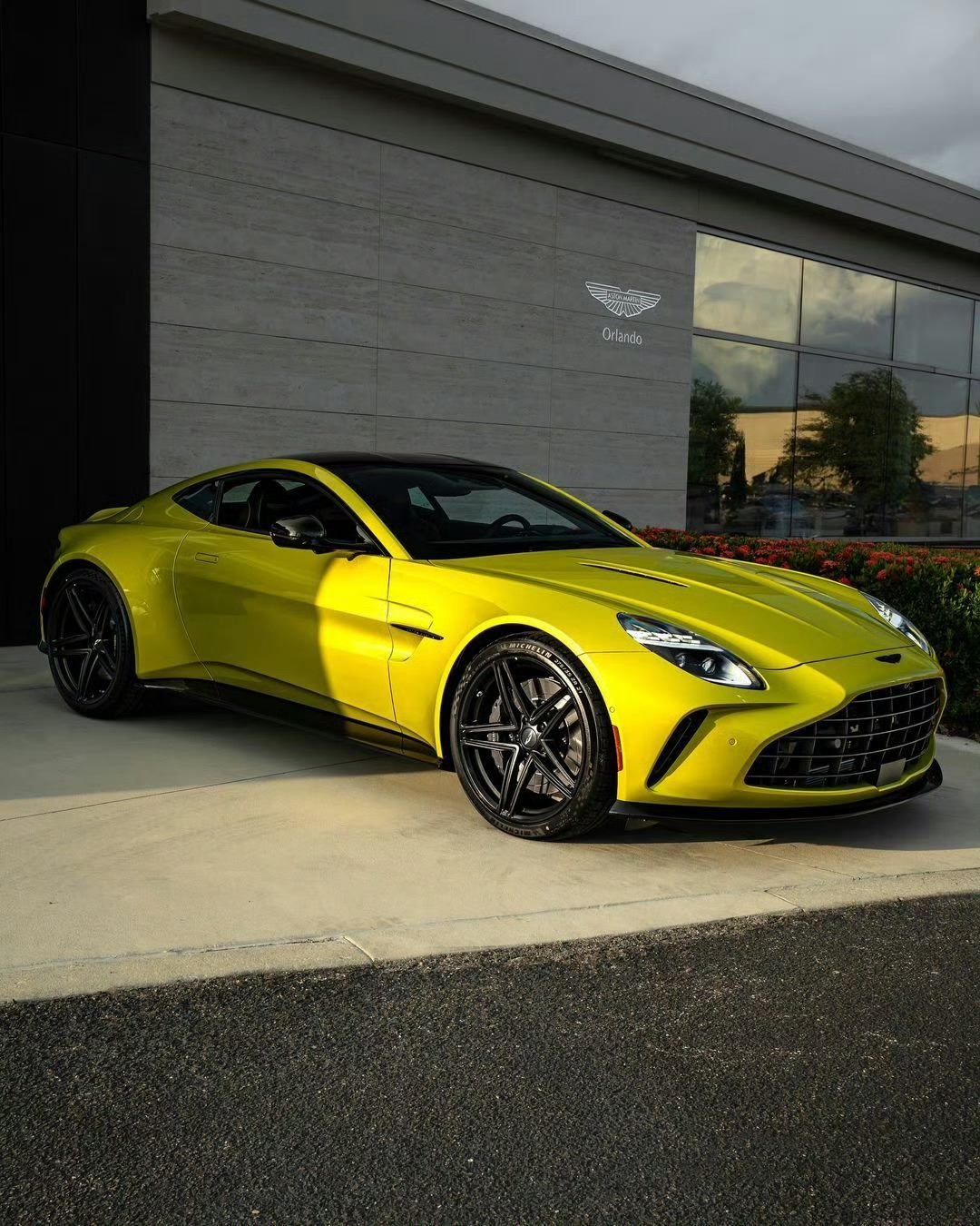 阿斯顿·马丁 V8 Vantage [色][色] ​​​