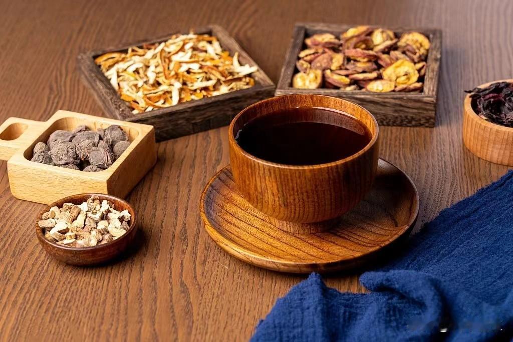 肝气一通，百病无踪，这份“疏通茶饮”要记好，结节、血瘀不再来
1. 疏肝和胃茶
