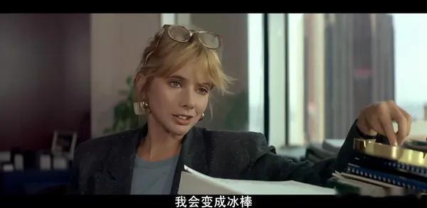 看拉字至上幕后实在是笑死我了，罗珊娜作为直女，有一段和Shane的strap-o