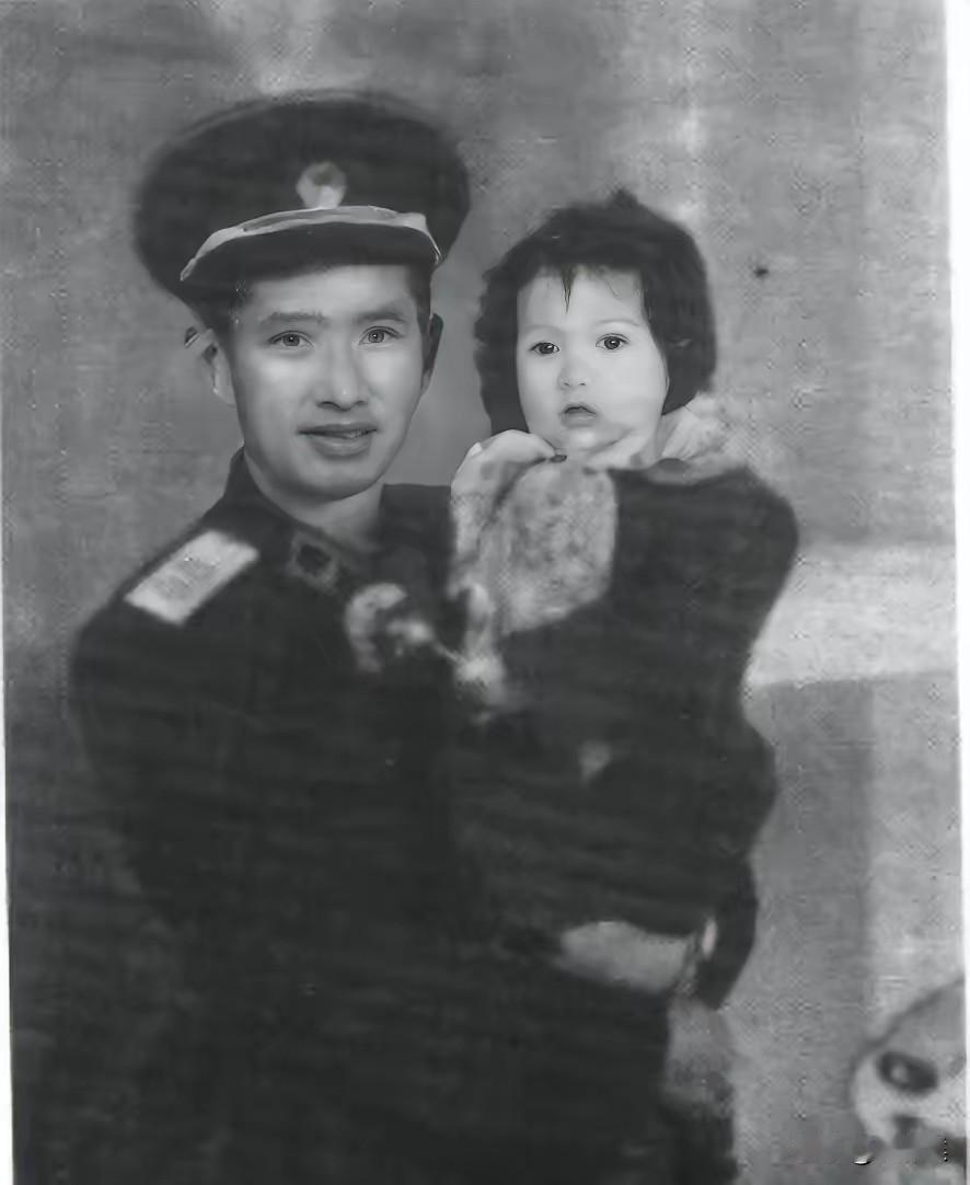 铁血战将周希汉：打仗从不出错，狠心拆散女儿恋情，多年后女儿终于懂了
 
开国中将