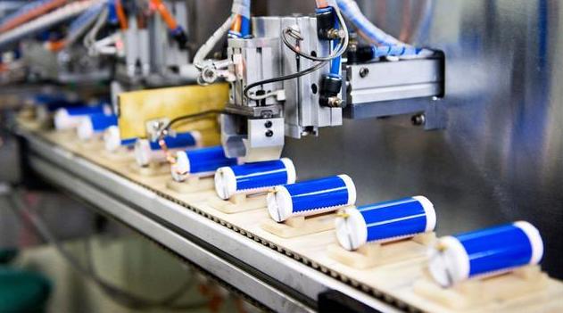 中国科学家这招，捅破了全球储能的天！
【综合消息】香港城市大学和南方科技大学的研