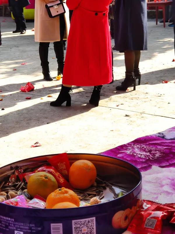 爱情宛如准时启动的列车，倘若遇见了，你却不赶紧上车，一旦错过，便再无相遇的可能，