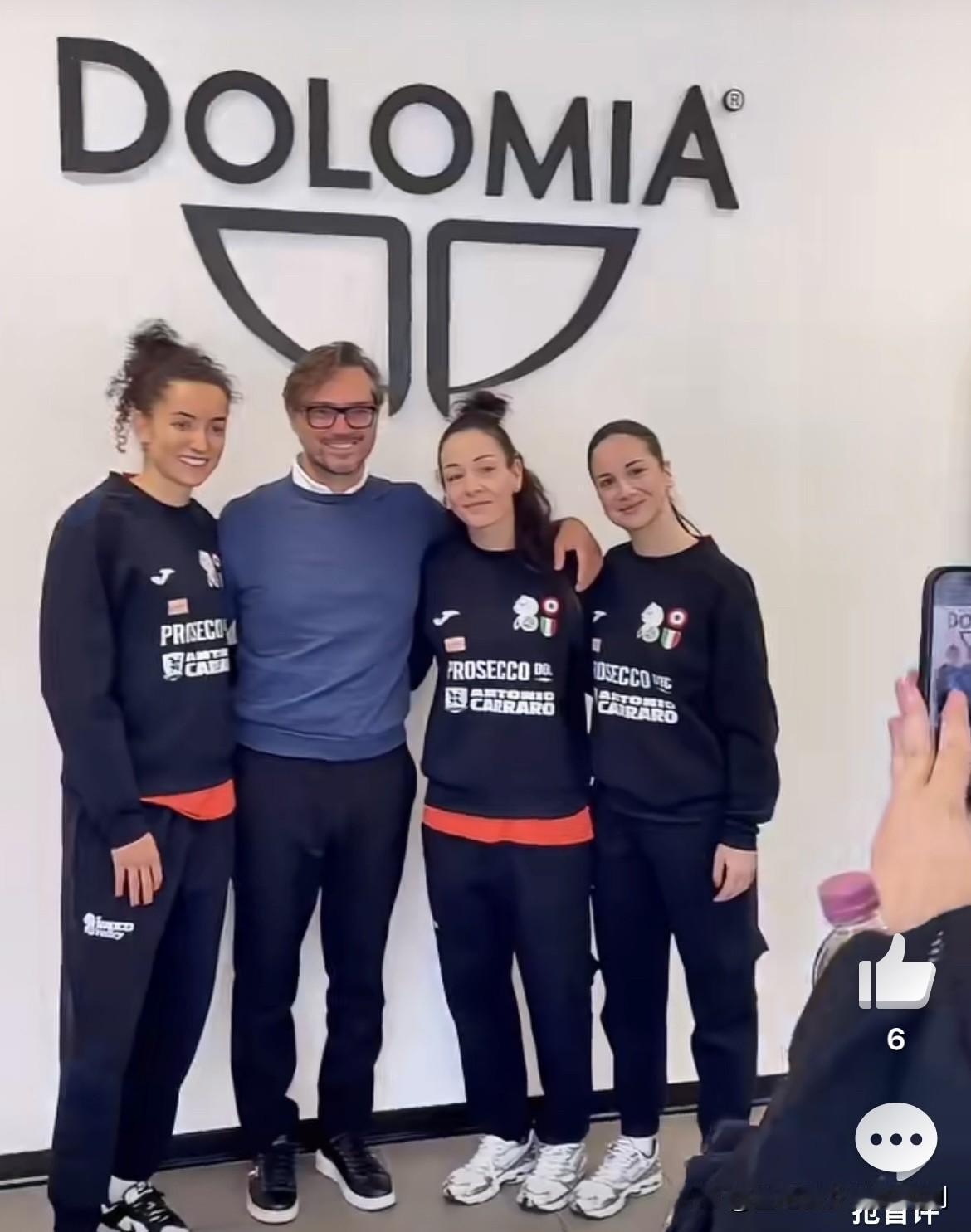 德吉纳罗, 加比 和 Serena Scognamillo 参观其官方合作伙伴 