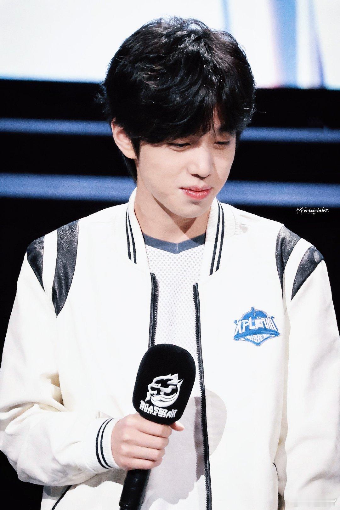 无言ZHY 4.20日贴贴 