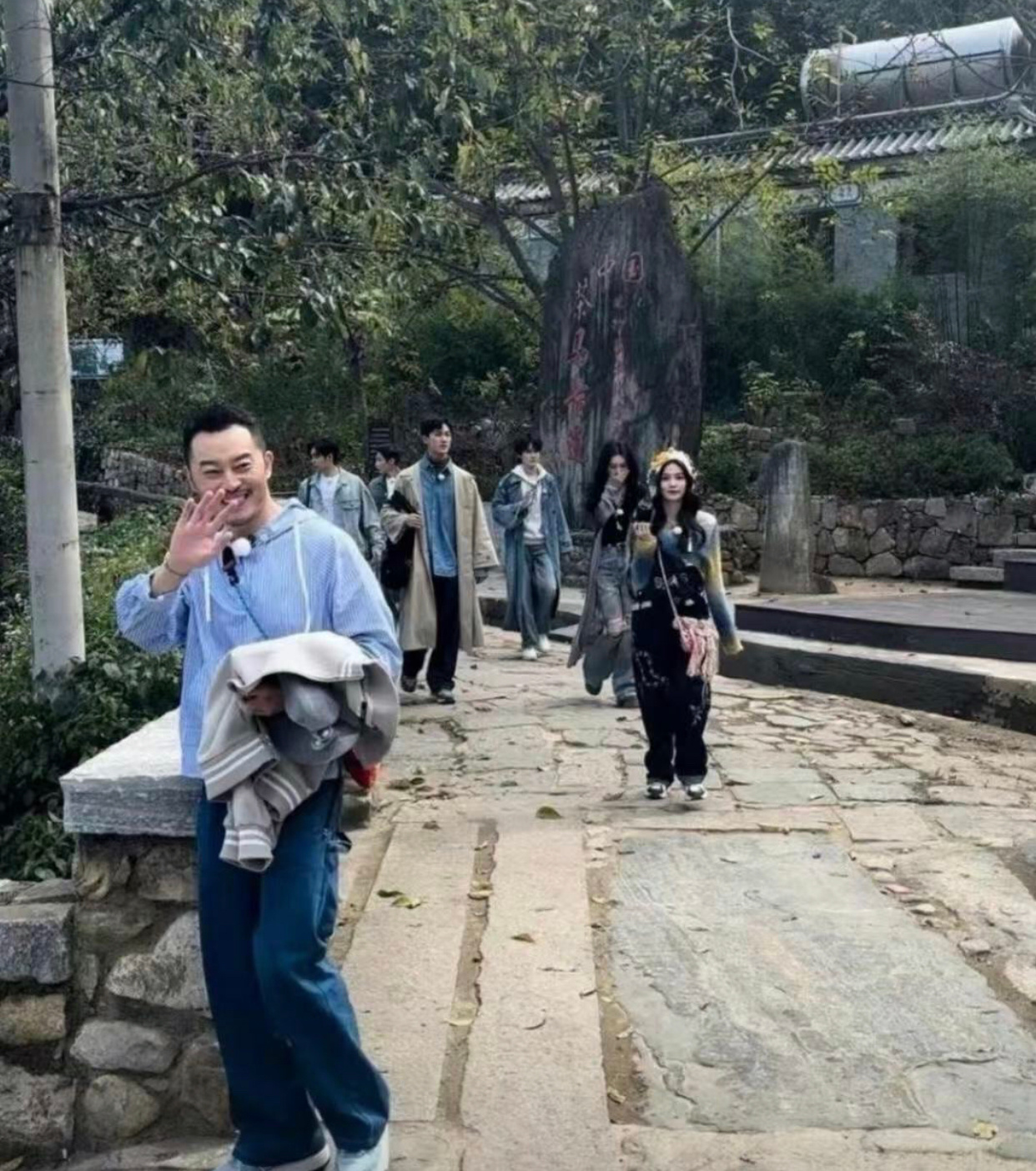 孟子义这到底是有多高？比例好的都有点可怕了吧