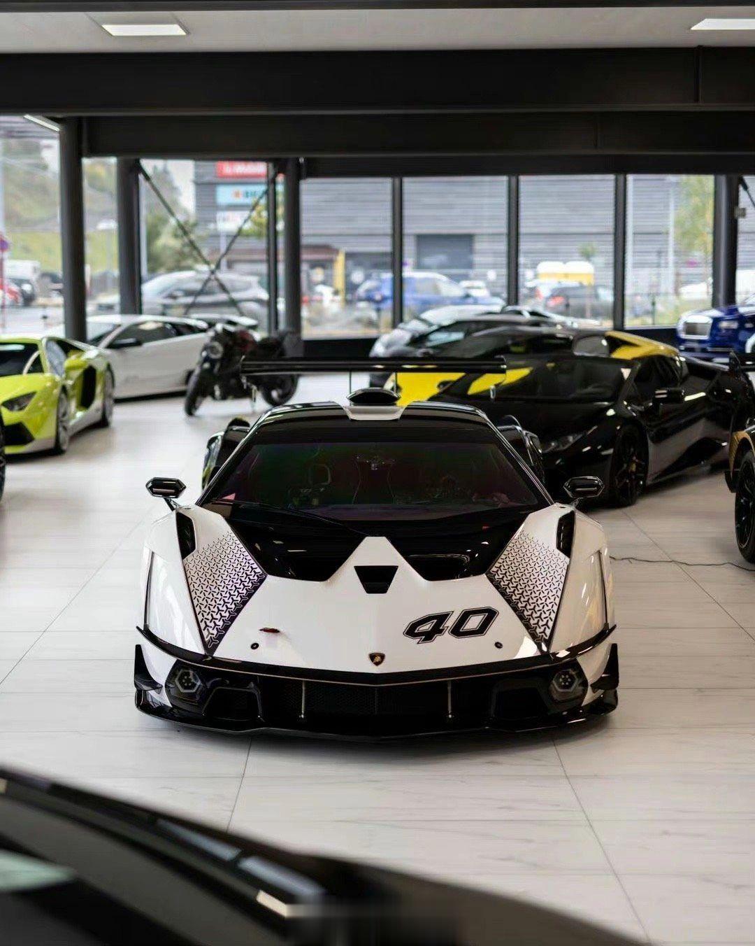 兰博基尼Essenza SCV12#豪车超跑##汽场全开##兰博基尼# ​​​