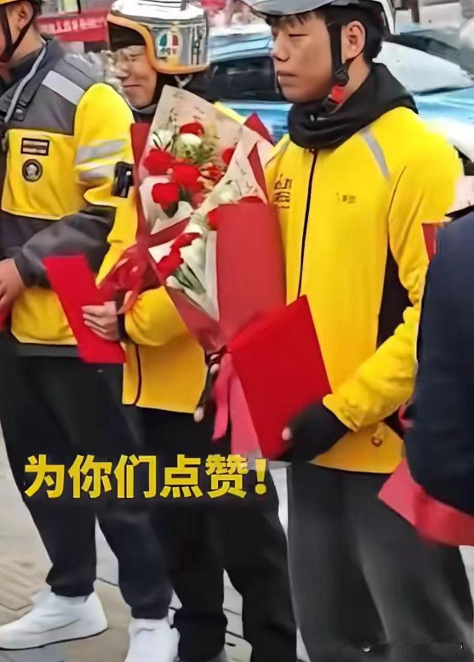 太离谱了！
4个人救一对想死的情侣，
竟然差点没救过来！

最近在河南许昌，4个