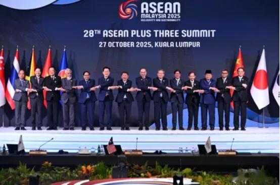 不可否认的两个现实，一个是就是新加坡总理黄循财icon所说的，东南亚最大的投资国