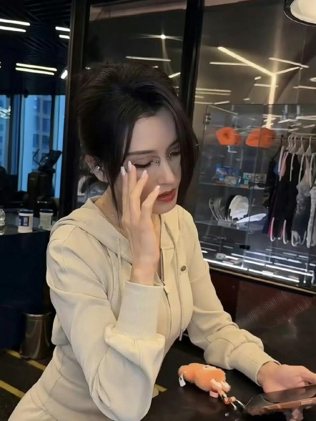 徐洁儿妃英理走进三次元的样子 乘风2026 不允许有人没看过徐洁儿这个造型！无框