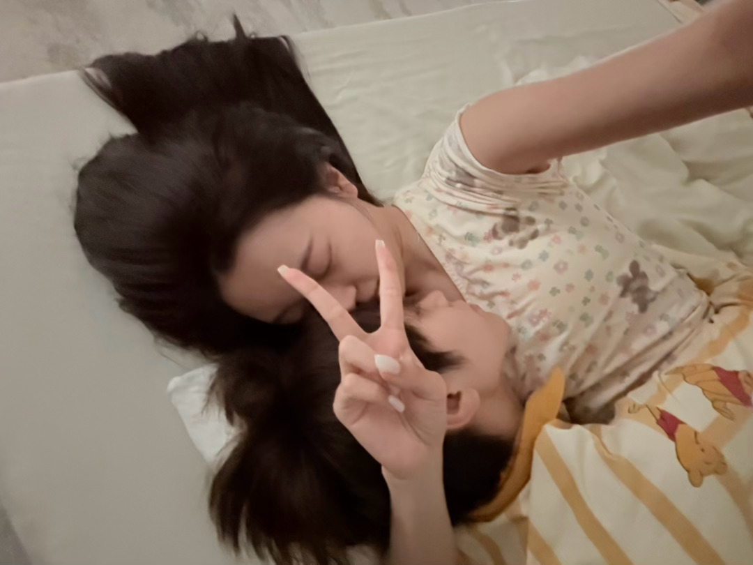 没有小熊今天给我打了个欠条说我鼻子好了之后要请我喝二麻和烤匠的酒还欠我一支黑龙冰