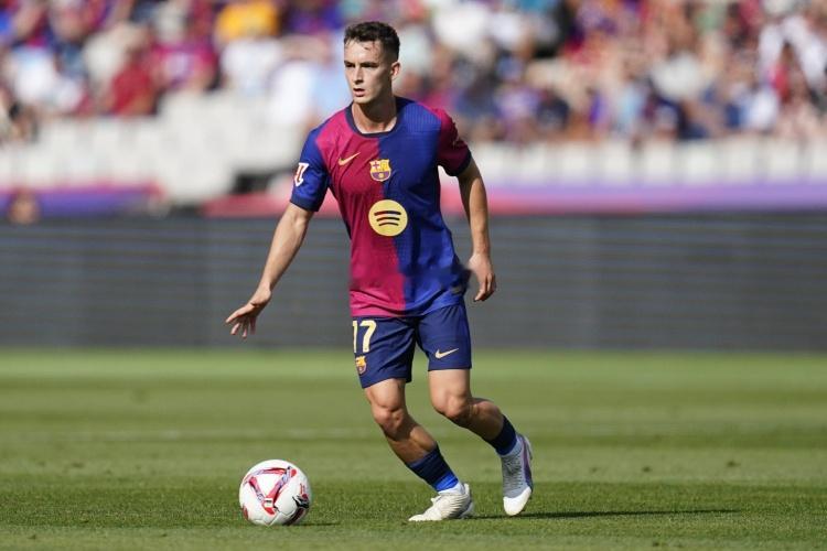 多家豪门争夺！世体：曼联、马竞计划签下巴萨中场卡萨多足球 1月19日讯 据《世界