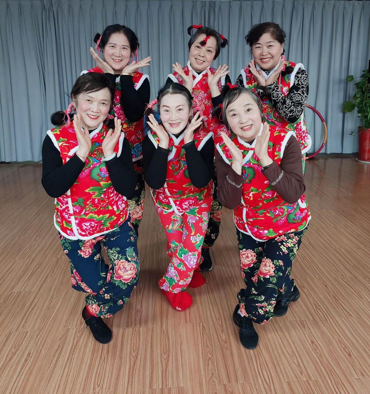 谁家的大美人．．各各美的不要不要的．．．