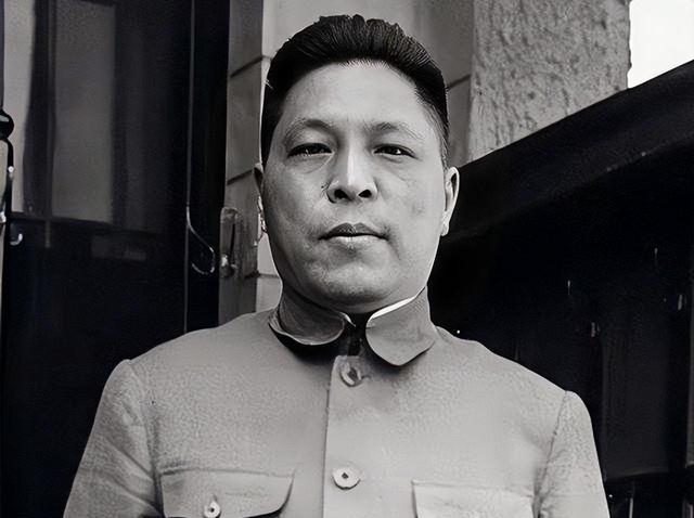 蒋鼎文是臭名在外的“腐化将军”，却深得蒋介石信任，逃至台湾后更是成了台湾首富，可