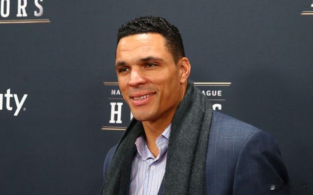 2026年4月14日，美国政坛爆发重磅丑闻￼￼￼。民主党重量级众议员埃里克·斯沃