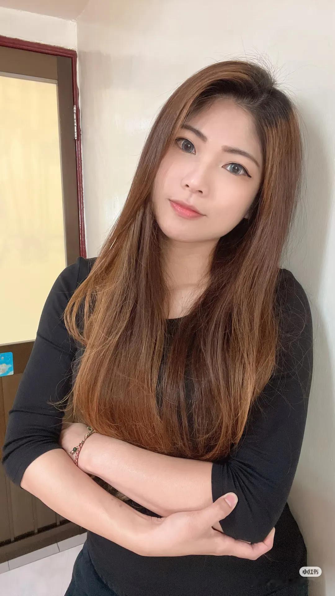 话说台湾近几年就推出了许多颜值和气质都相当不错的新晋博主，而NataIie就是其