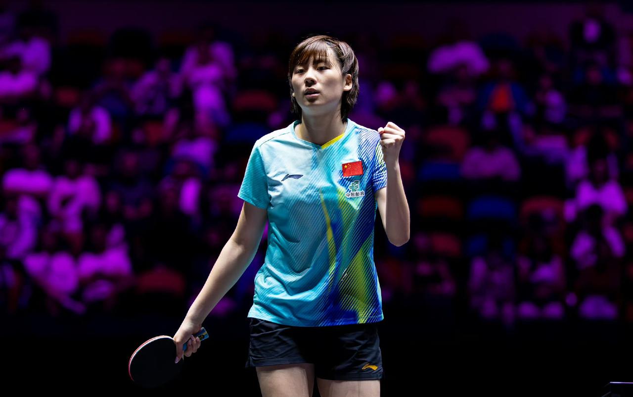 没事陈熠🇨🇳，再来两局[奋斗]！
前三局陈熠🇨🇳11-4，11-6，8-