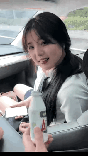 有没有一个女孩子，让你看一眼就会觉得动了心的感觉？