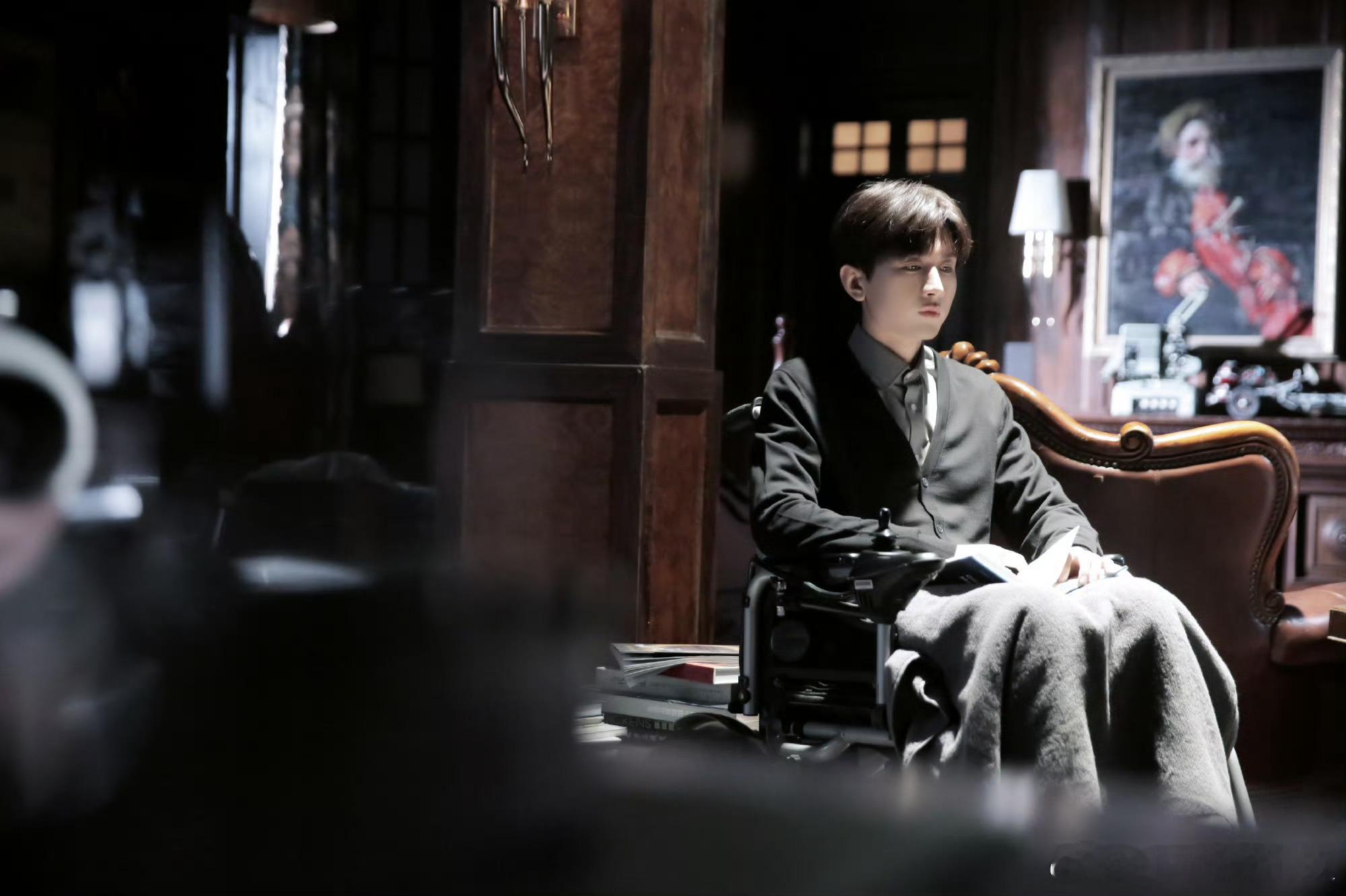 cy对于世界而言，你是一个人；但是对于我而言，你是我的整个世界。 成毅｜赴山海｜