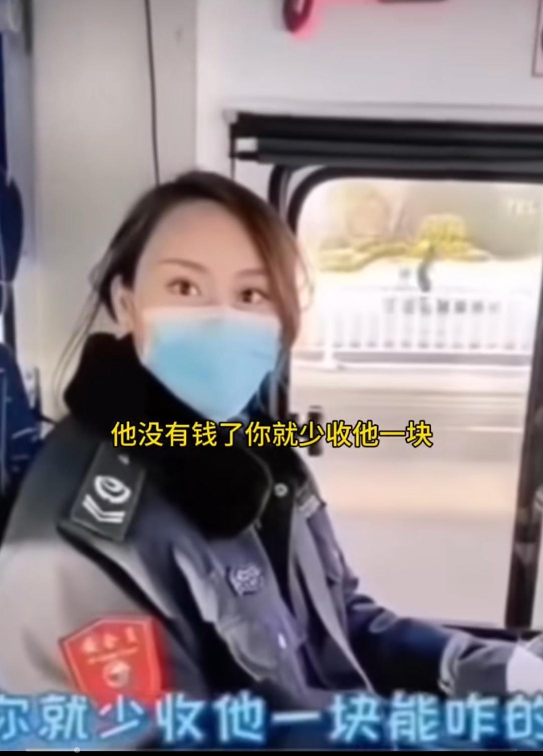 道德绑架在现实生活中到处都是，说的是利用道德规范、公序良俗或他人的责任感，对促使