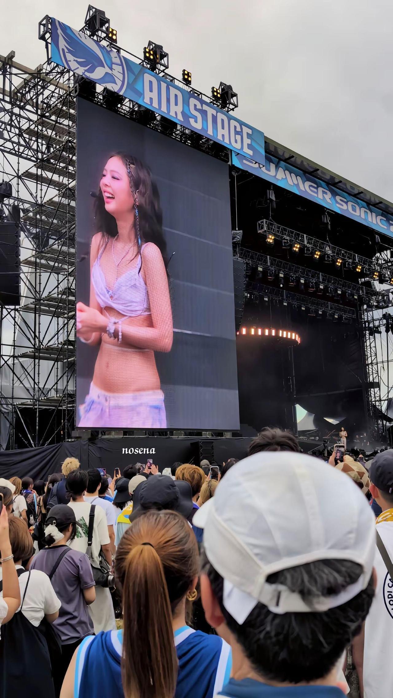 今天的你格外美大屏直拍 jennie