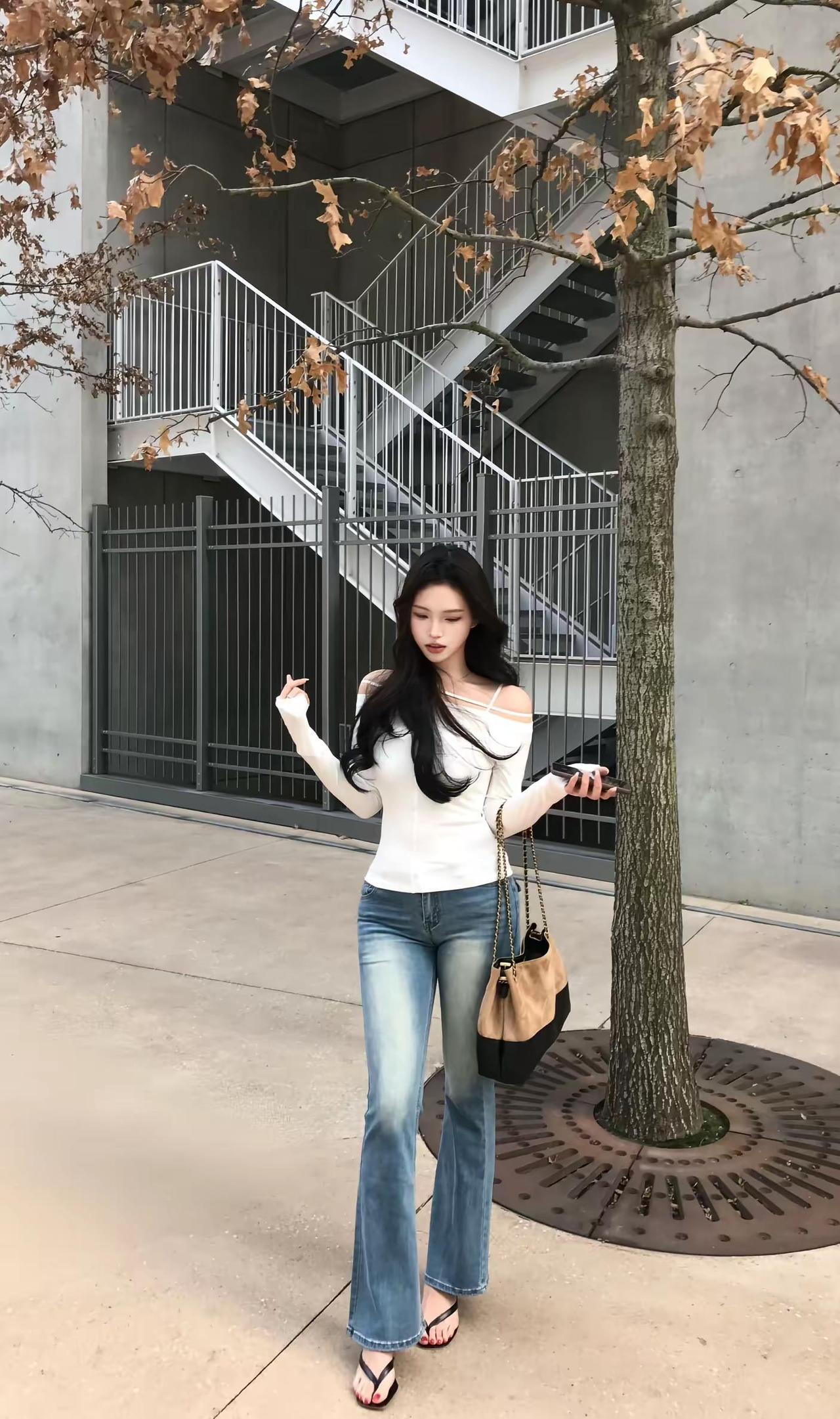 你是我未曾拥有无法捕捉的亲昵