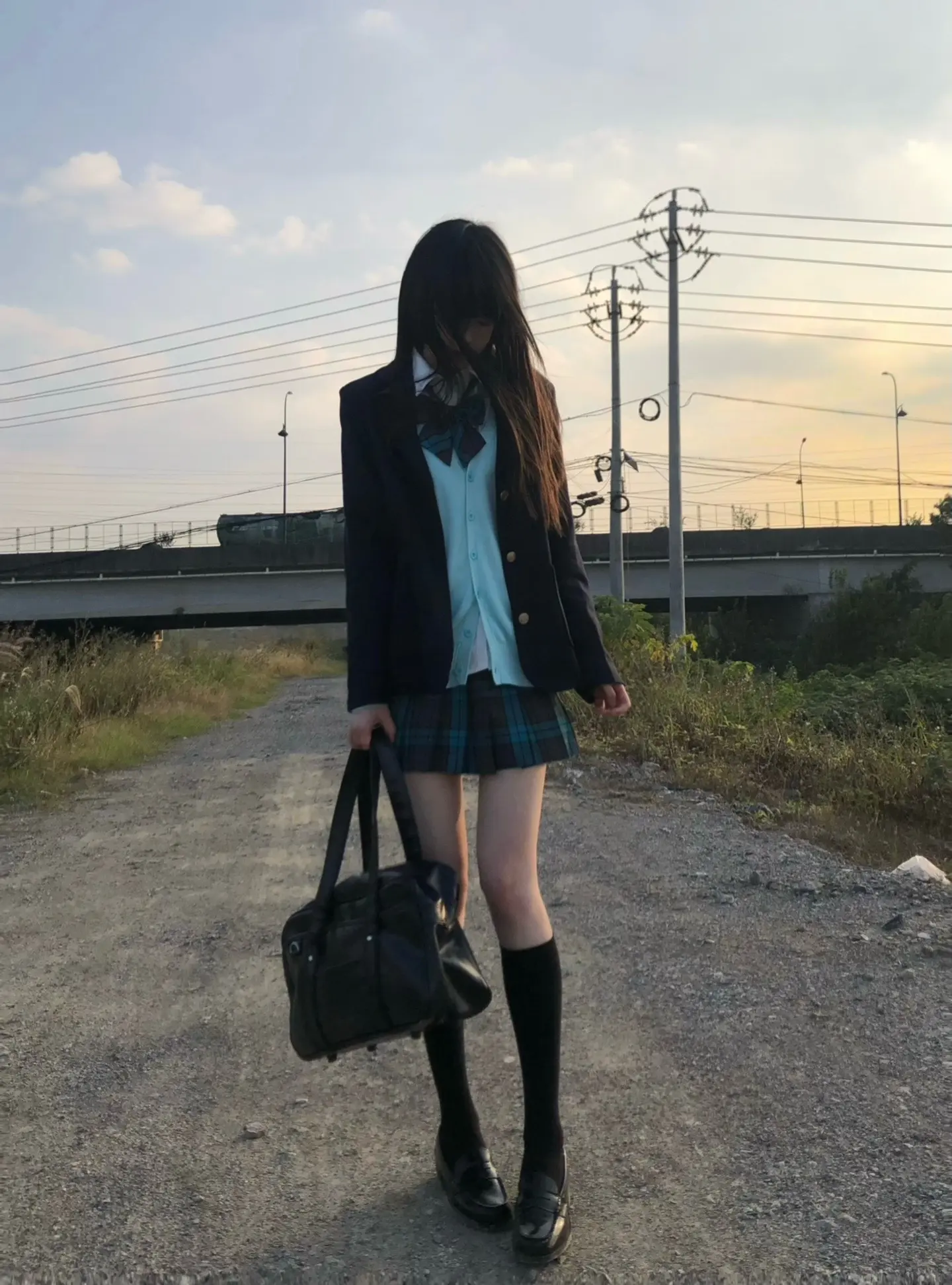 我们纵横交错 最后回到原点