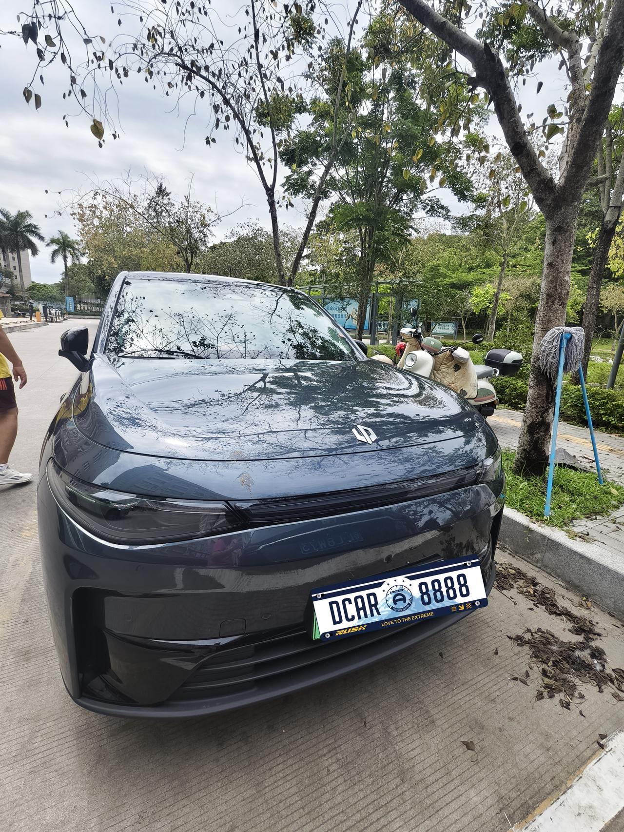 买二手车，别光顾着看漆面和发动机，这几个地方不注意，回头修车能让你直接破产！
聊