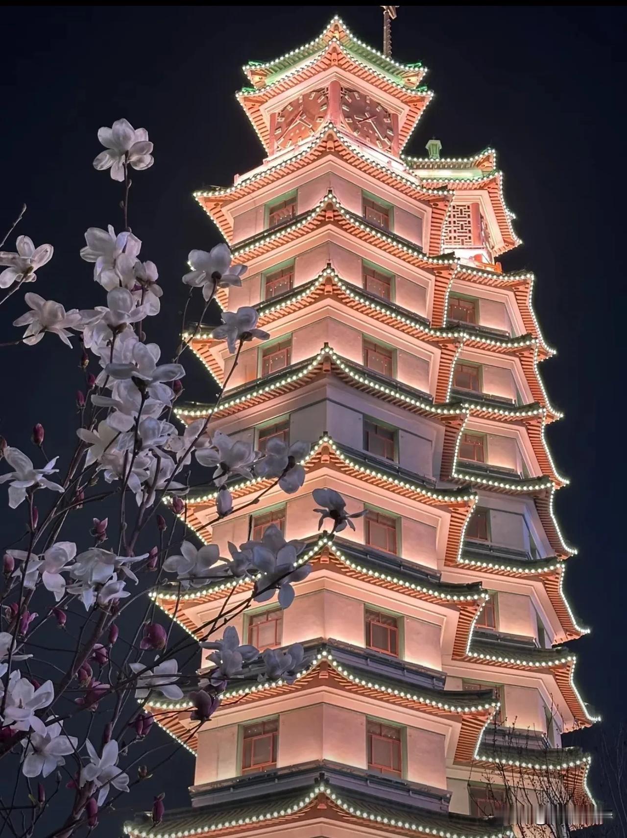 2024/03/18 新闻速读（让阅读成为一种习惯）：
​1、四川甘孜雅江森林火