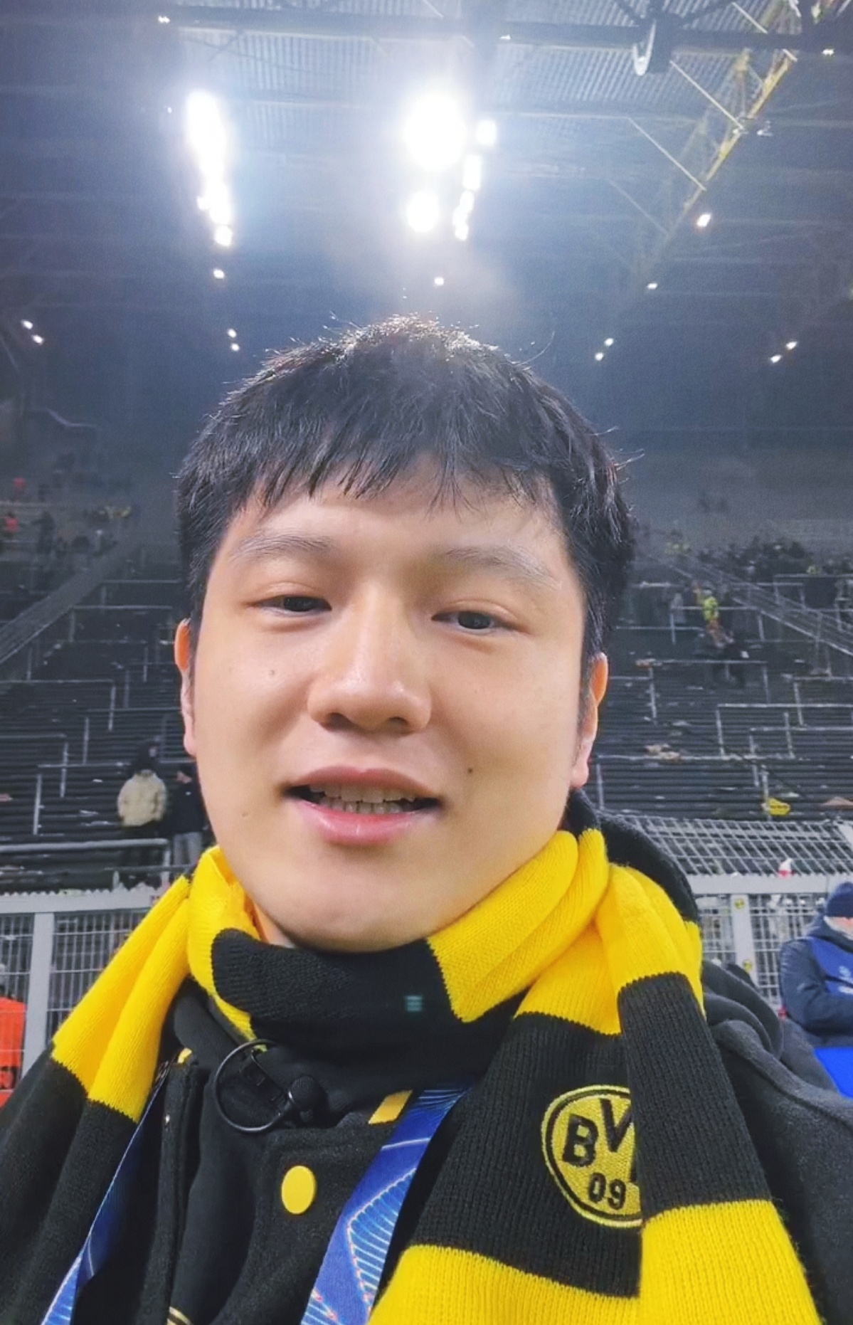 经过这一年调整后的樊振东是越长越润了。 