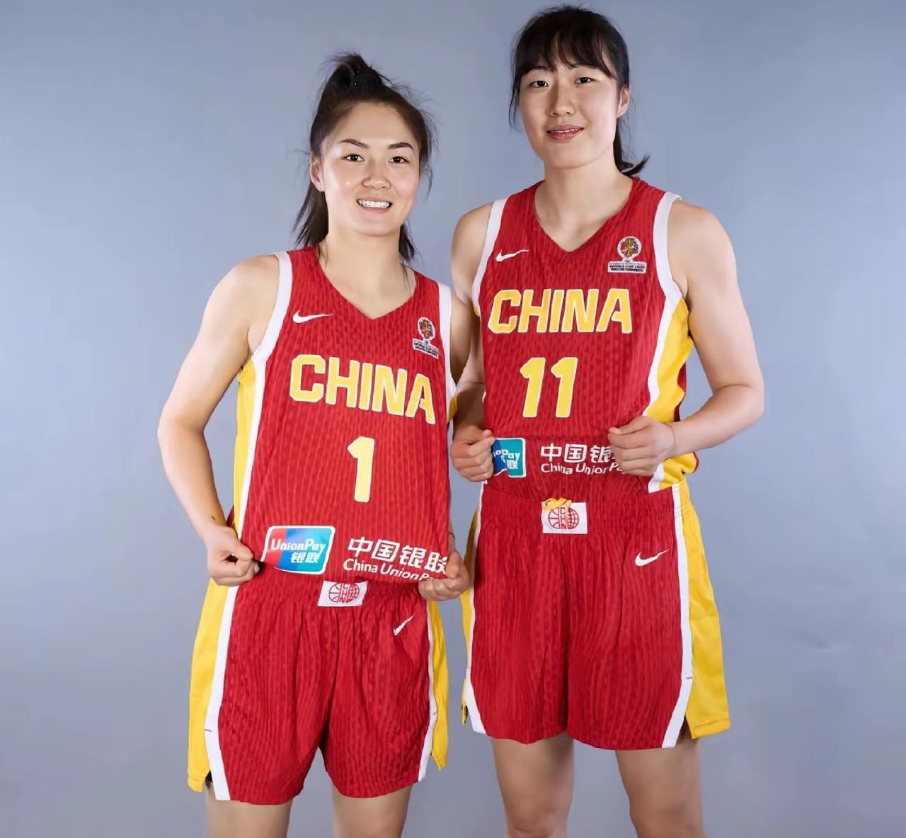 苏女篮和粤女篮的比赛应是今晚最具悬念的

双方在今晚都是集结最完整的阵容，势必要