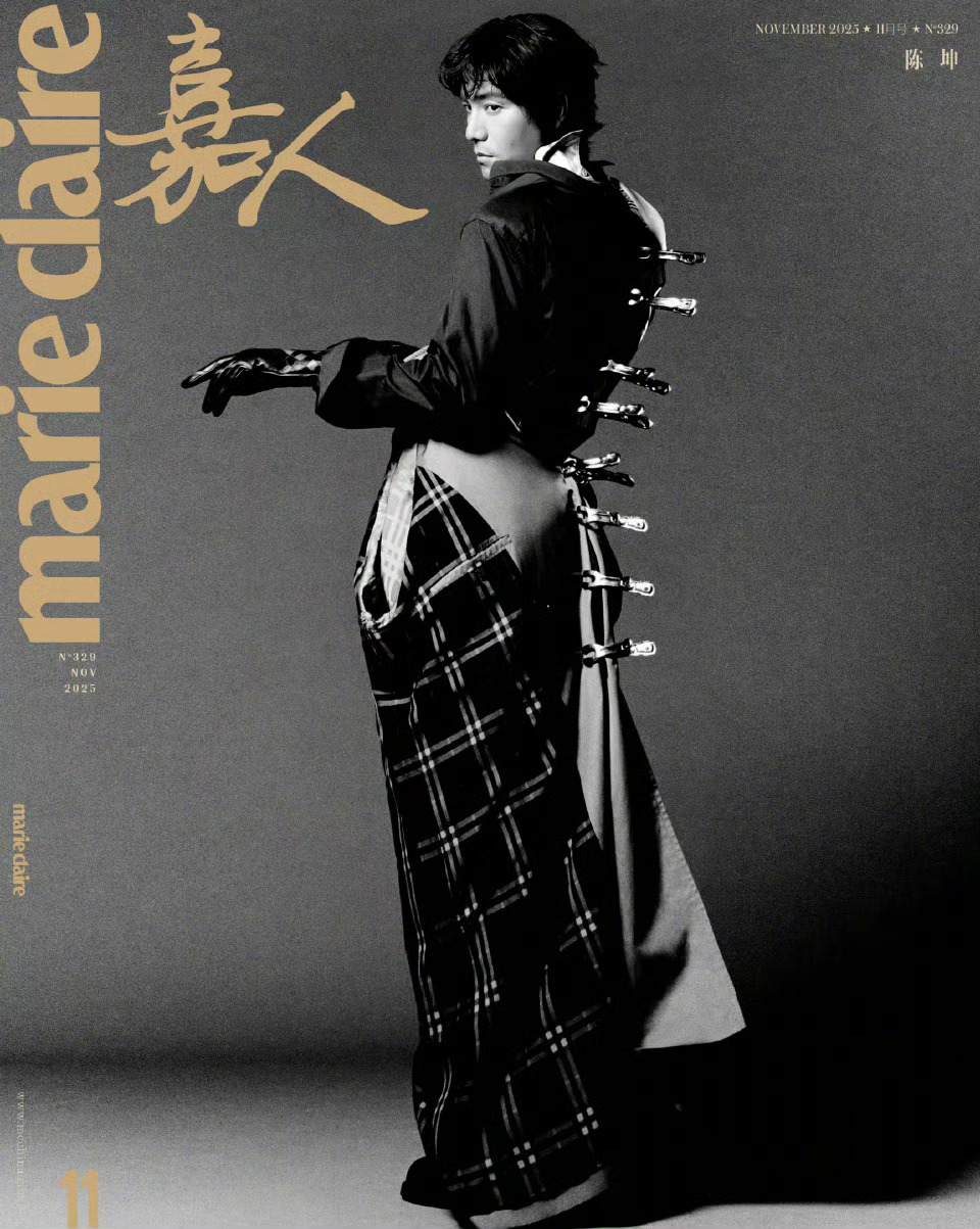 陈坤嘉人十一月刊封面陈坤极繁主义叠穿大片摄影：NICK YANG ​​​