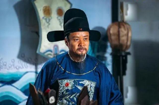 明朝传奇故事
卢浚是明成化二十三年（1487）进士，弘治年间赴任黄州知府。在他任