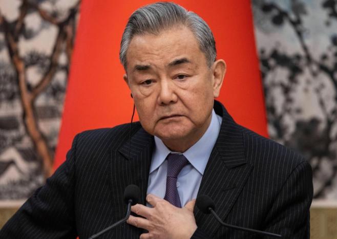 最近国际外交圈的大惊喜，当属阿联酋与中国的“双向奔赴”！

在美伊谈判陷入僵局、