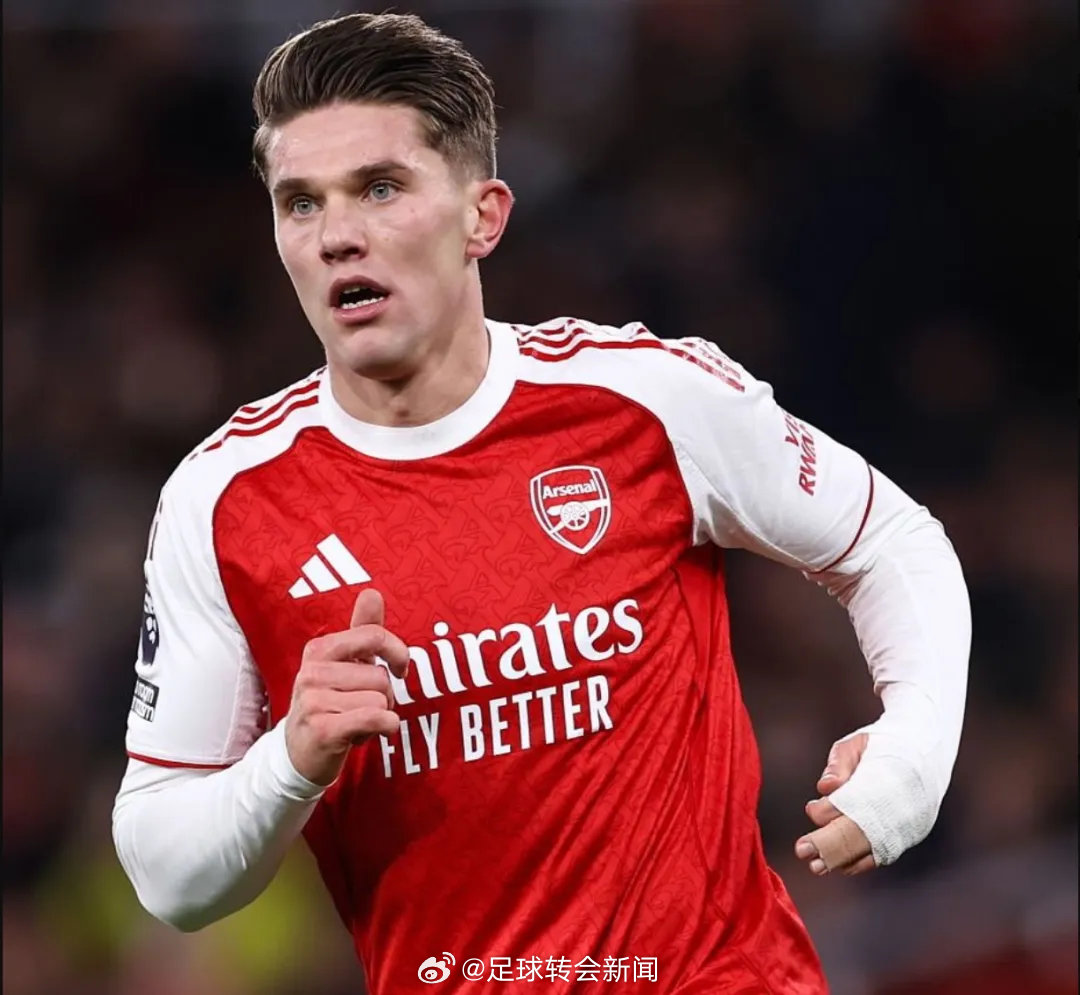 晚旗报记者SC消息，哲凯赖什最近手指骨折，但他依然缠上绷带后继续训练，并且参加了