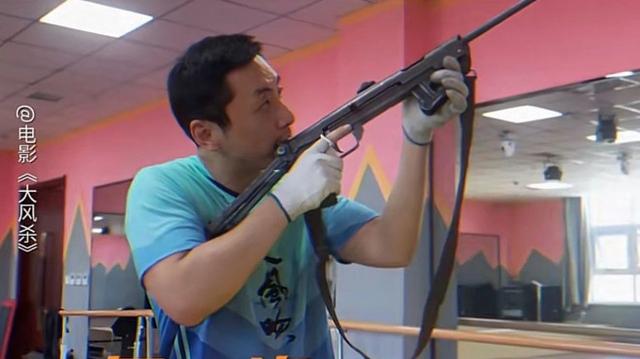 3名警察对抗44悍匪，真实案件取材，这片够猛！
