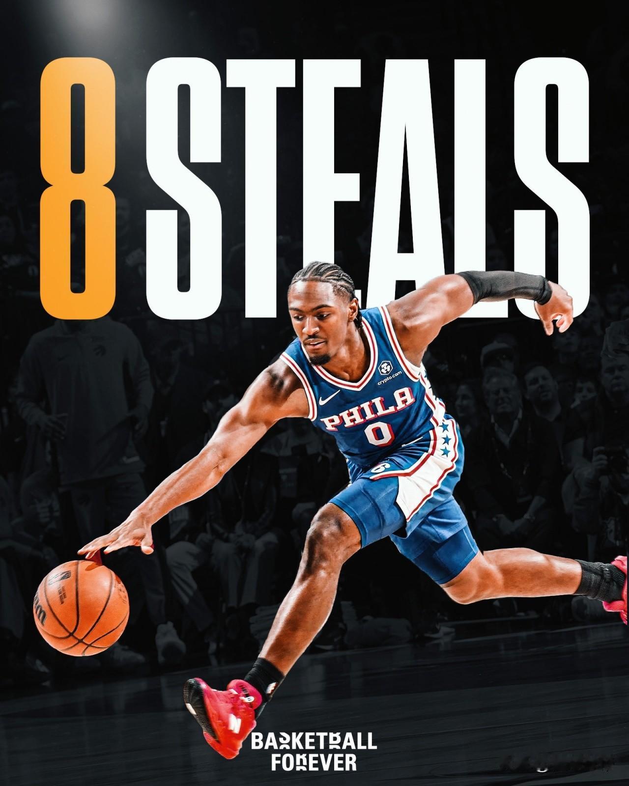 这是全明星首发？马克西12投3中仅得6分!

在今天76人队与黄蜂队的NBA常规