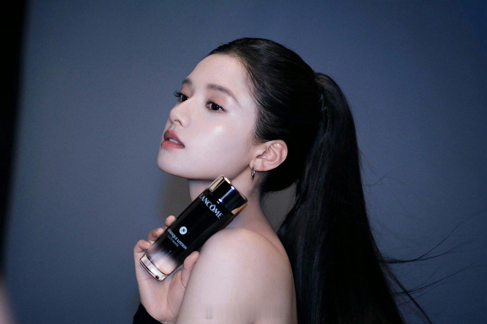张婧仪应该也算是盯王吧[色][锦鲤附体][锦鲤附体][锦鲤附体][锦鲤附体][舔