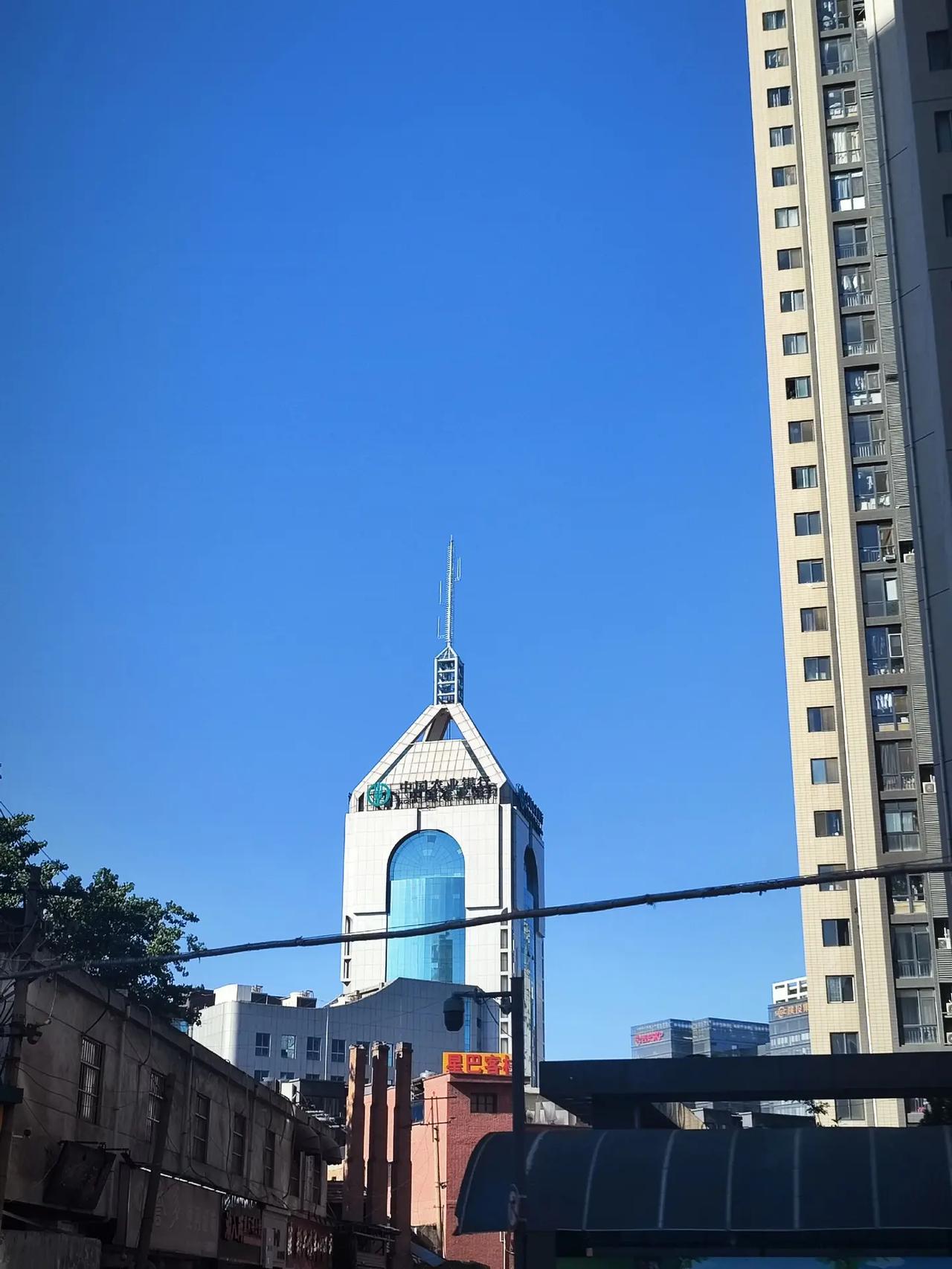 我试着冷落你，却发现痛的只有自己。文案 文案馆 文案像极了自己